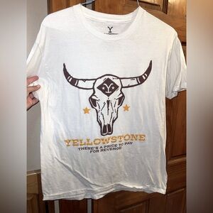 Yellowstone White Graphic Tee